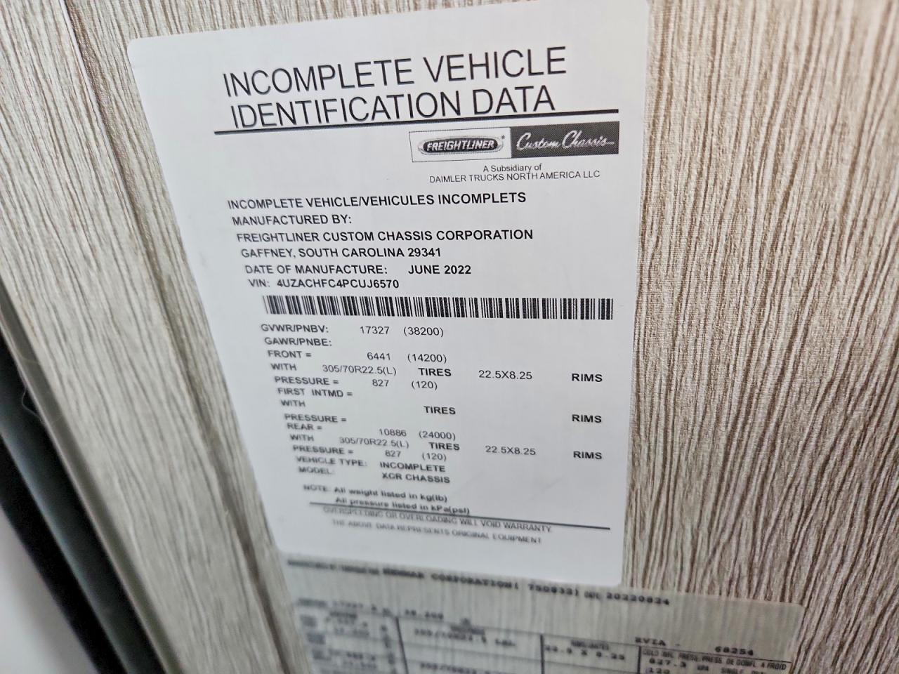 2023 FREIGHTLINER All other VIN 4UZACHFC4PCUJ6570 photo 10