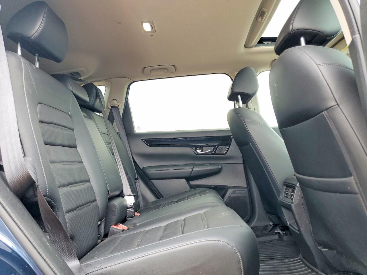 2024 Honda Crv VIN 2HKRS4H70RH462388 photo 11