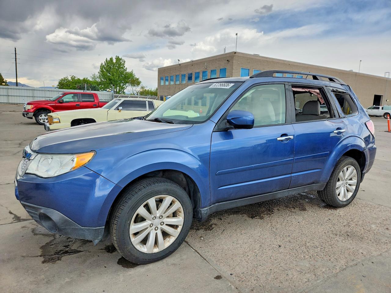 2013 Subaru Forester VIN JF2SHAEC5DH438998 photo 1