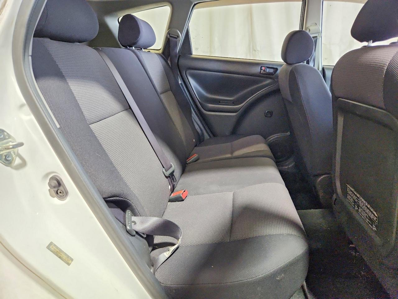 2005 Pontiac Vibe VIN 5Y2SM638X5Z471738 photo 11