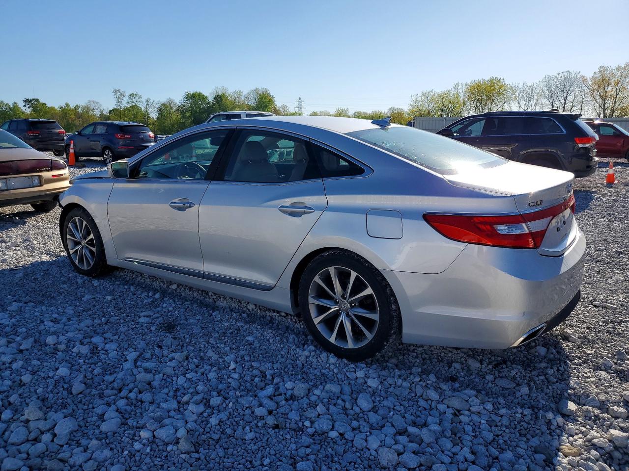 2015 HYUNDAI Azera VIN KMHFG4JG1FA453986 photo 2