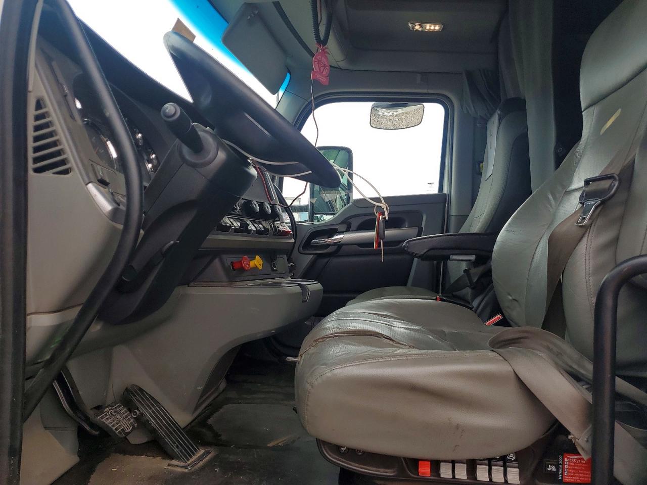 2020 KENWORTH All other VIN 1XKYDP9X4LJ311157 photo 6
