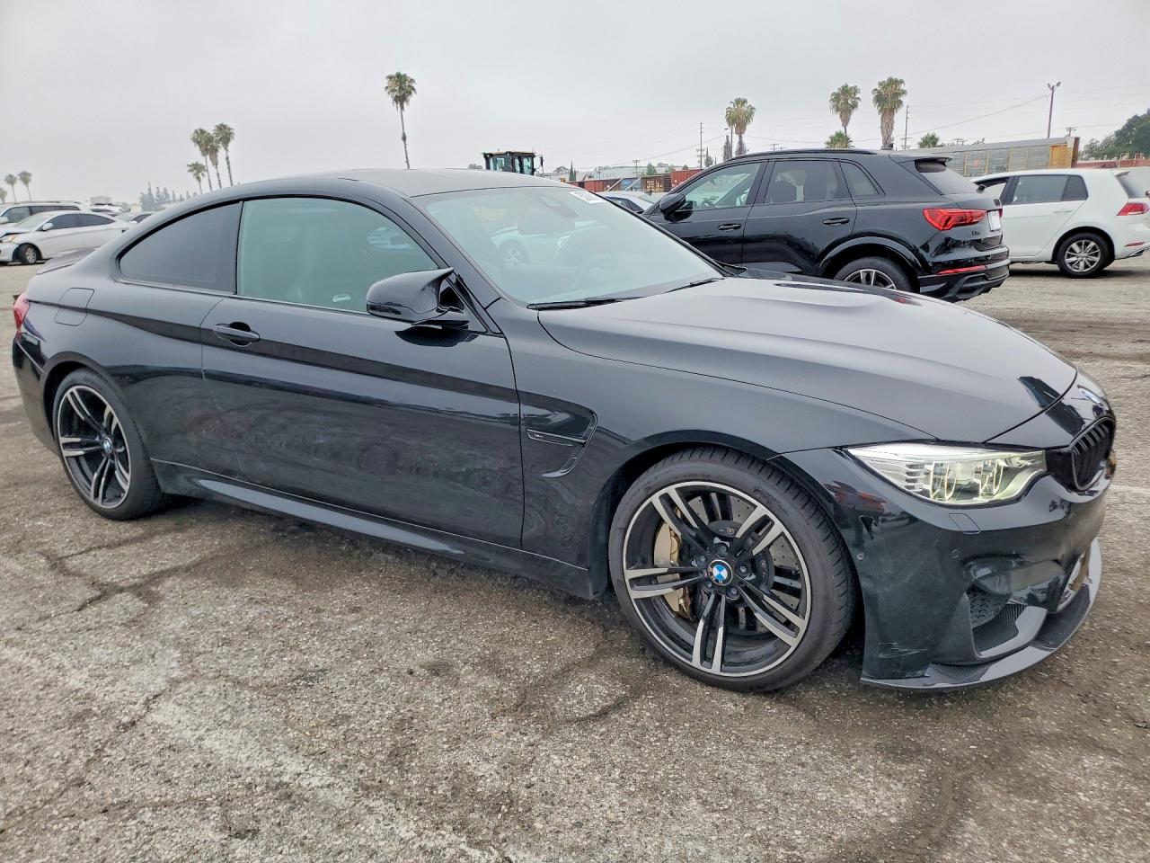 2015 BMW M4 VIN WBS3R9C51FK332923 photo 4