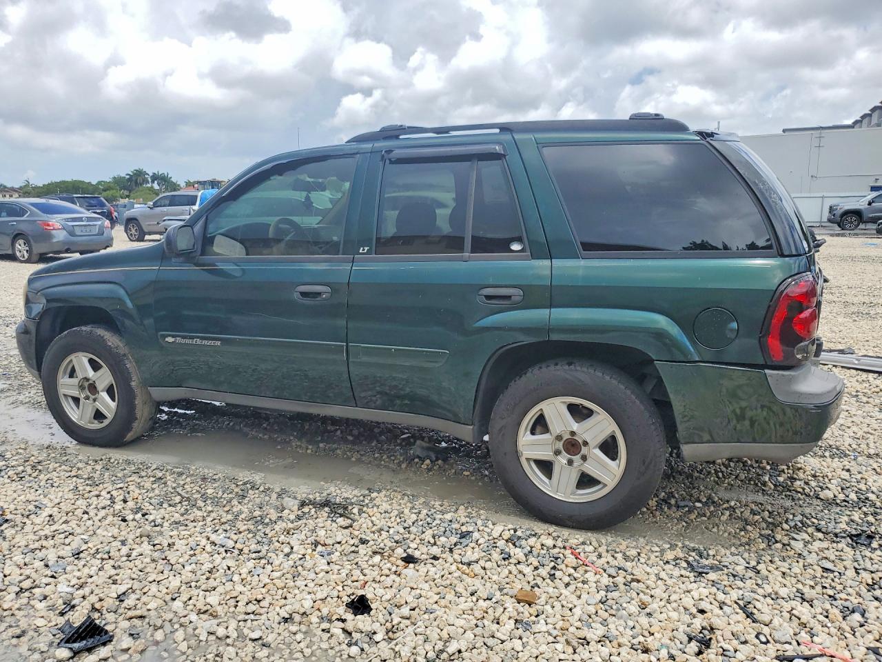2003 CHEV Trailblaze VIN 1GNDS13S532403759 photo 2