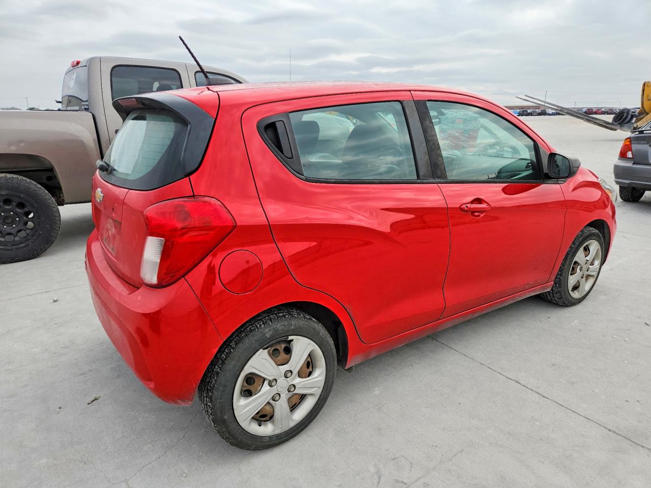2019 Chevrolet Spark VIN KL8CB6SAXKC729052 photo 3