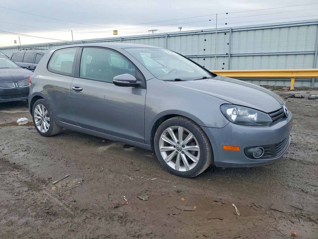2013 Volkswagen Golf VIN WVWBM7AJ4DW123980 photo 4