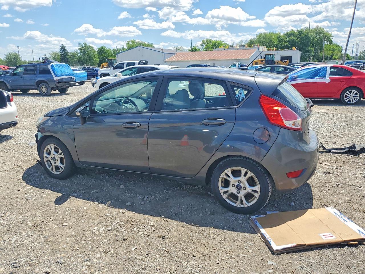2015 FORD Fiesta VIN 3FADP4EJ4FM158150 photo 2