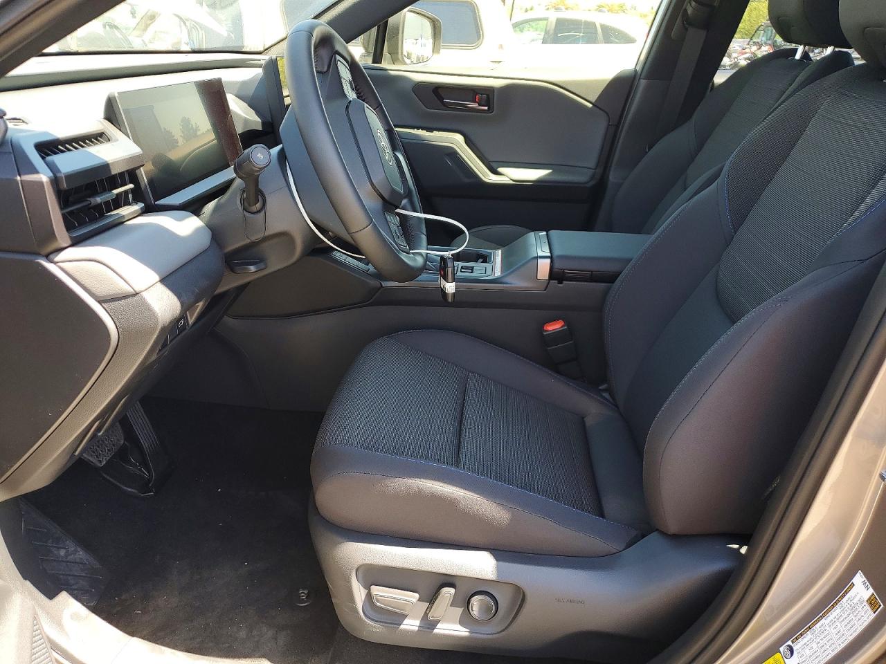 2026 Toyota Rav4 VIN JTM6CRAV4TJ004647 photo 7