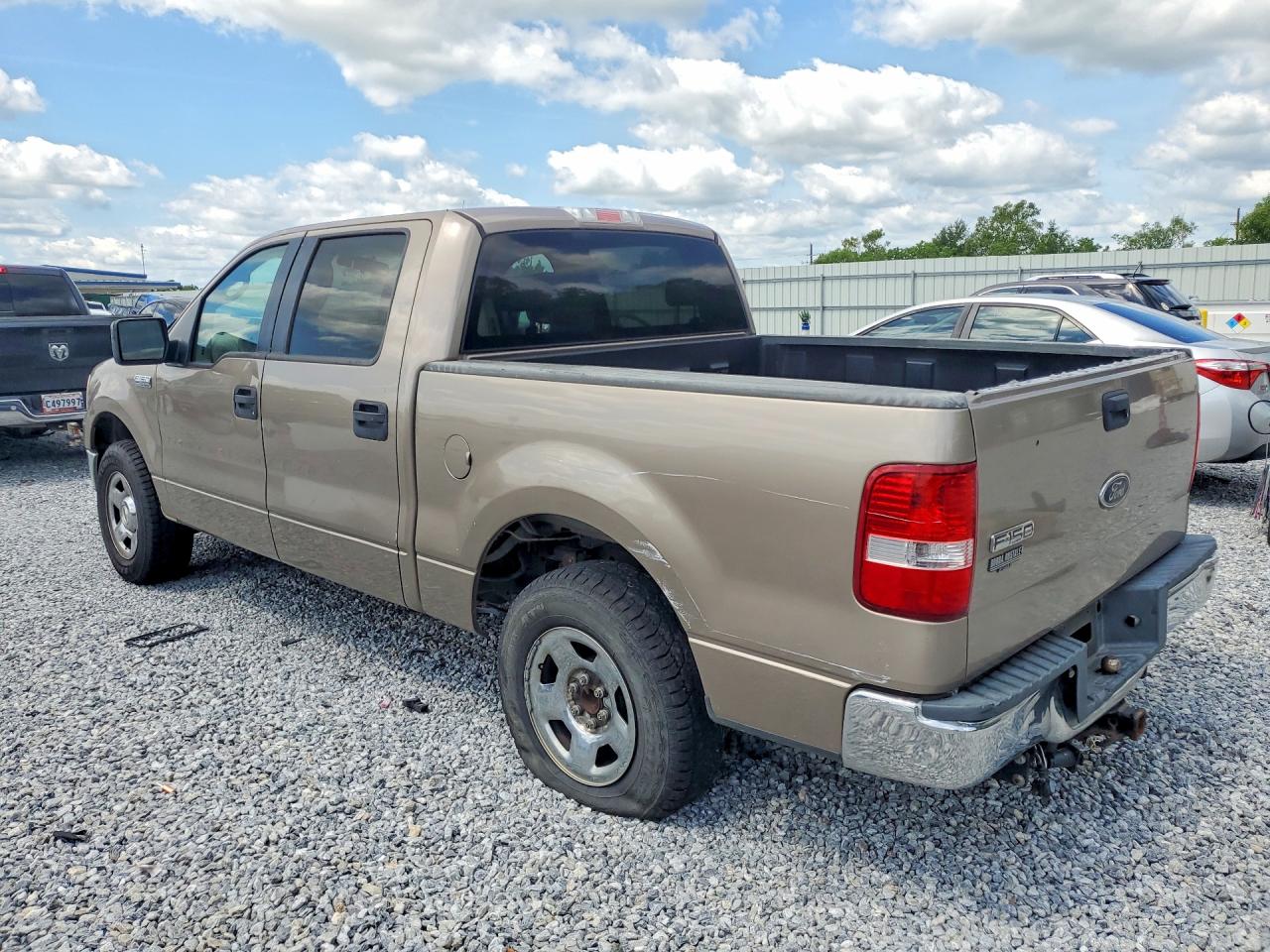 2005 Ford F150 VIN 1FTRW12W35KC30883 photo 2