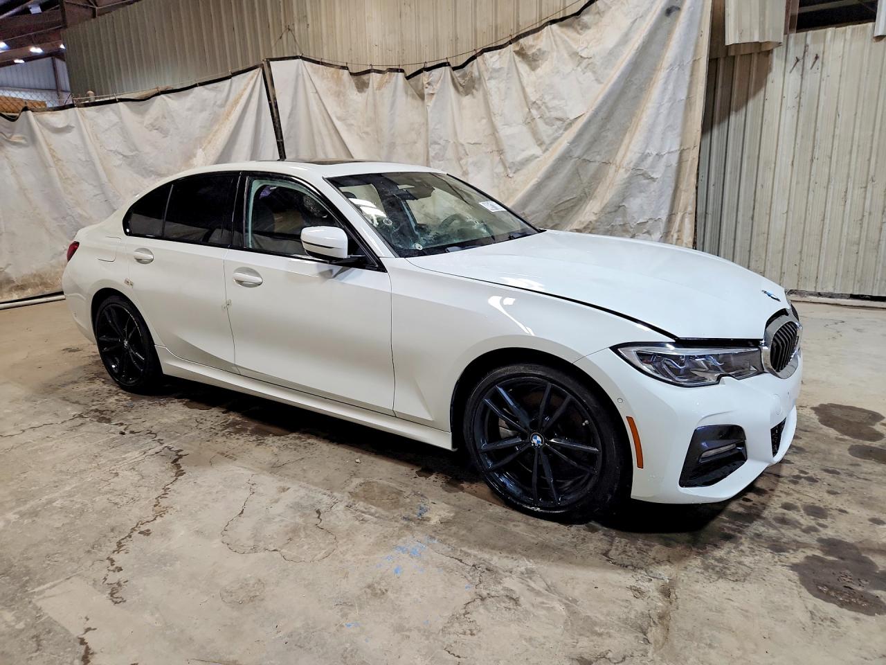 2019 BMW 3 series VIN WBA5R7C52KAJ80636 photo 4