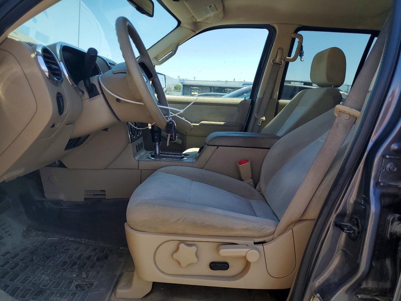 2007 Ford Explorer VIN 1FMEU51K97UA50949 photo 7