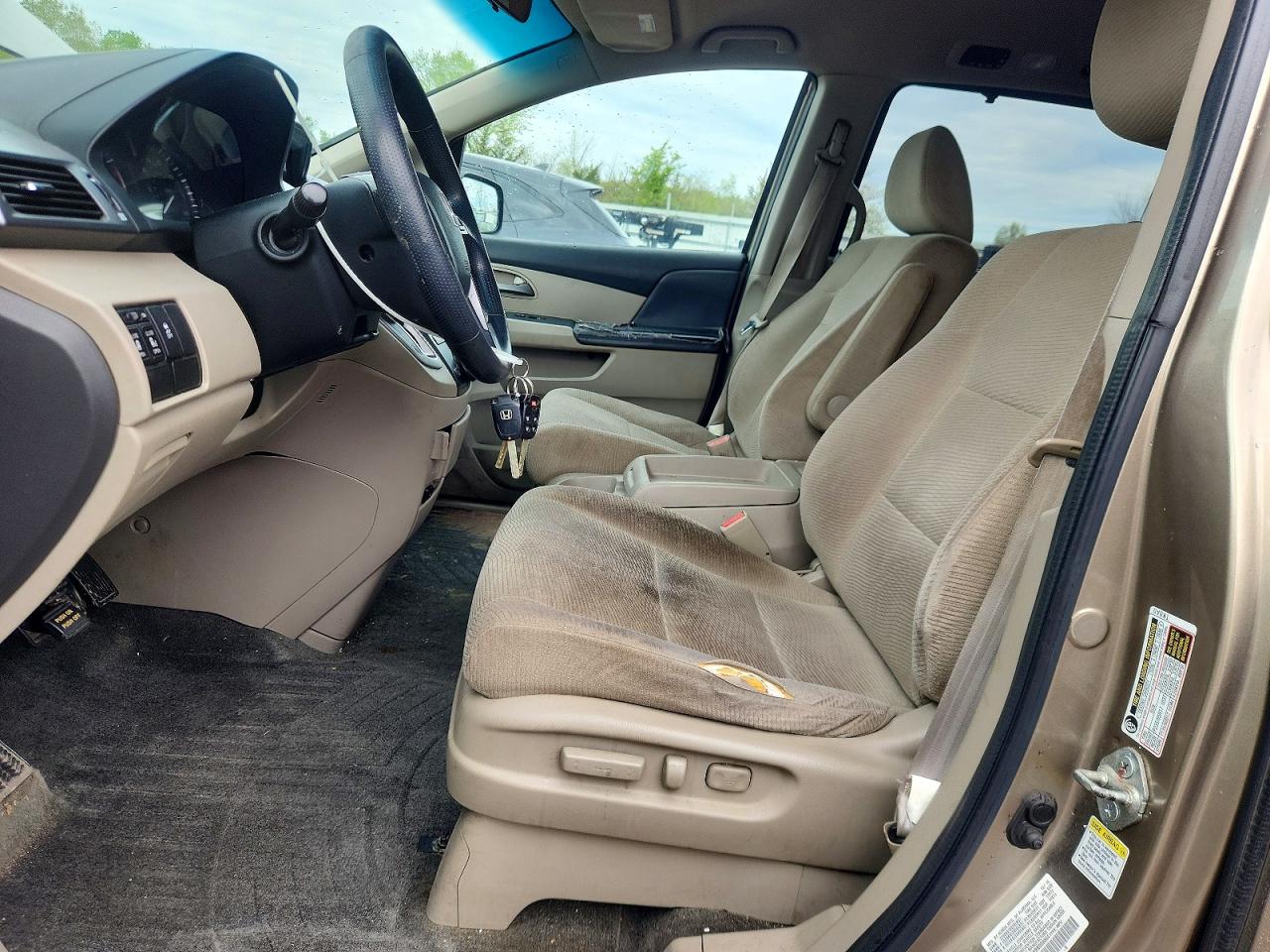 2011 Honda All models VIN 5FNRL5H4XBB028864 photo 7