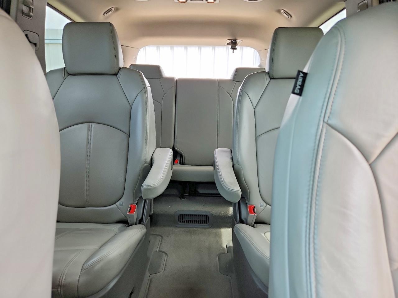 2015 Chevrolet Traverse VIN 1GNKVHKDXFJ287995 photo 10