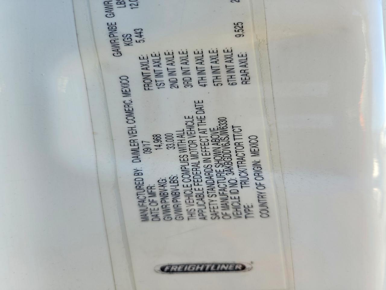 2018 FREIGHTLINER All other VIN 3AKBGDDV6JSJW6330 photo 10
