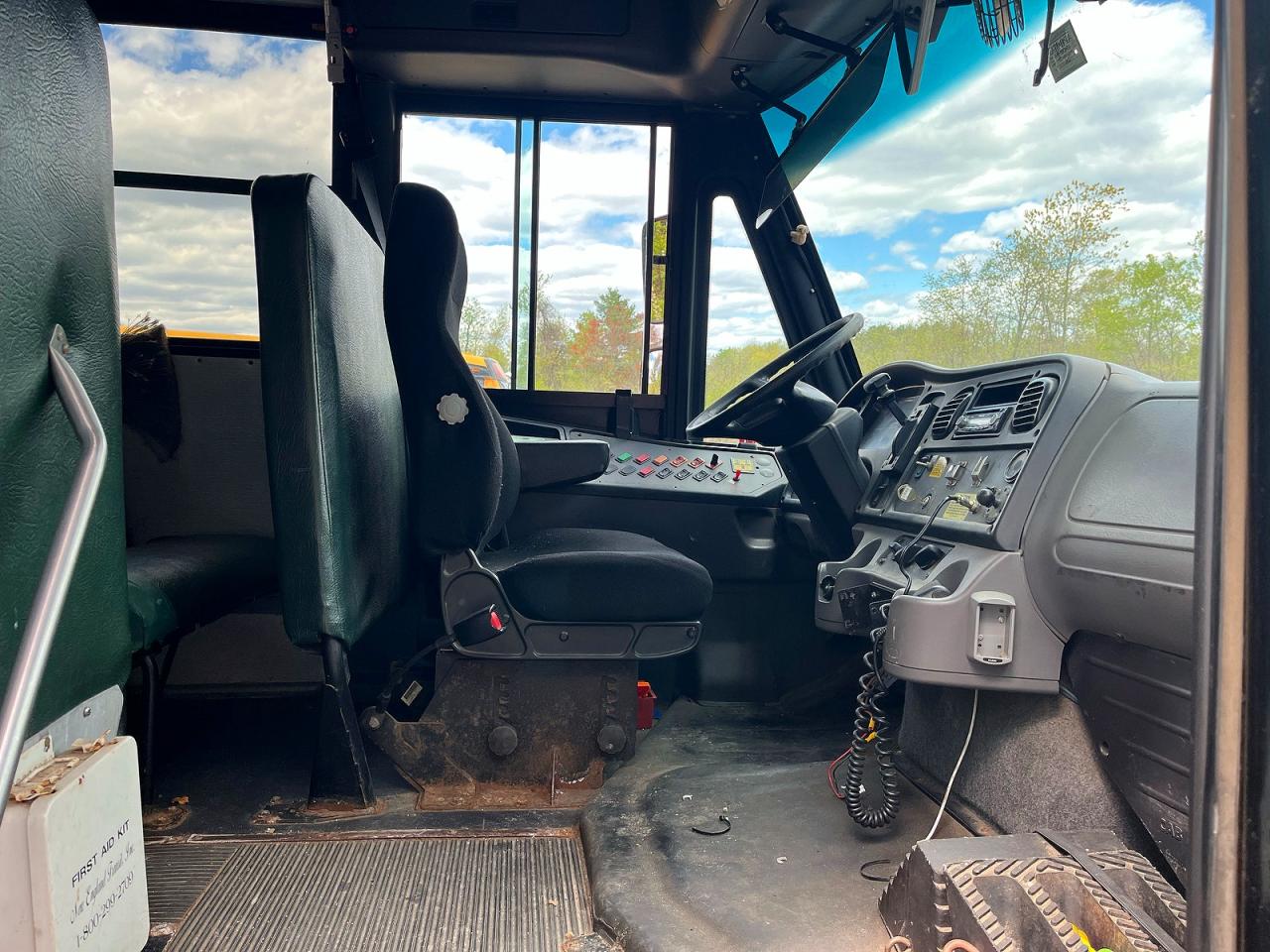 2015 FREIGHTLINER All other VIN 4UZABRDU8FCFW9555 photo 5