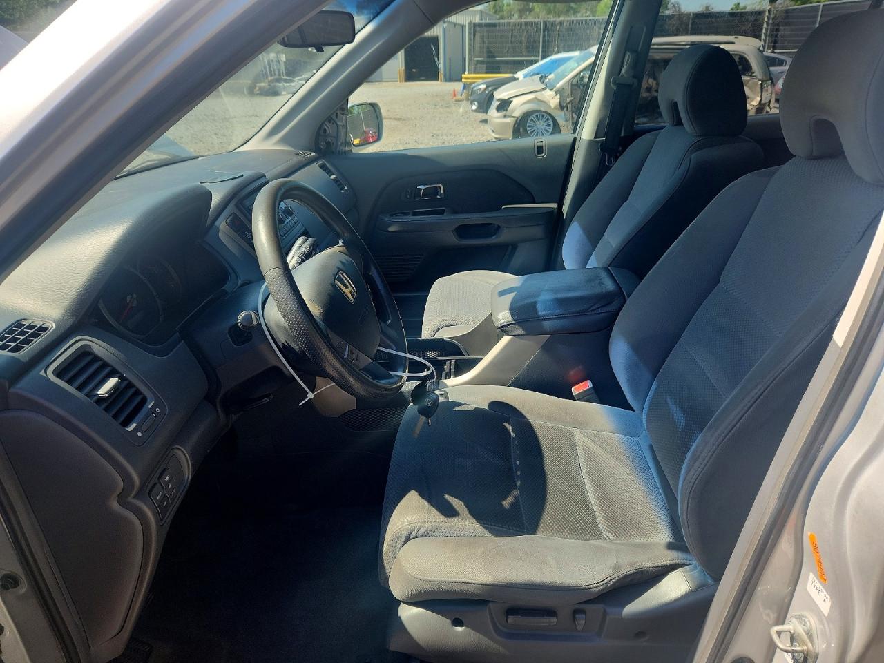 2006 HONDA Pilot VIN 2HKYF18446H516341 photo 7