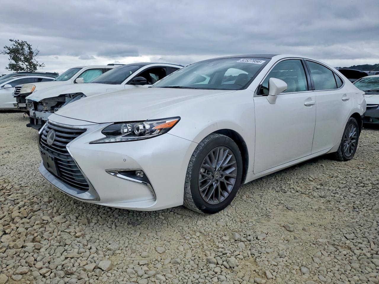2018 Lexus ES350 VIN 58ABK1GG0JU094987 photo 1