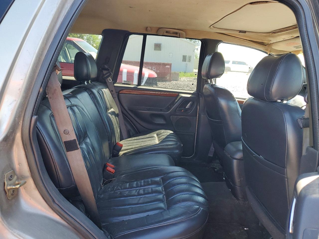1999 Jeep Cherokee VIN 1J4GW68N5XC638750 photo 10