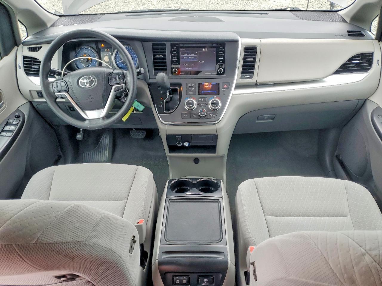 2018 TOYOTA Sienna VIN 5TDKZ3DC9JS949839 photo 8