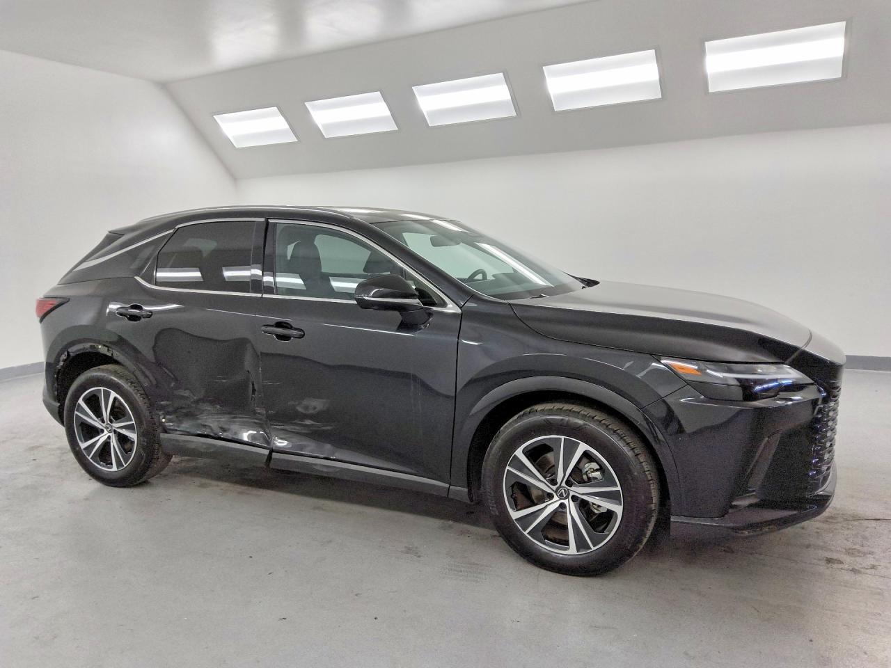 2026 Lexus Rx350 VIN JTJCHMAA0T2034840 photo 4