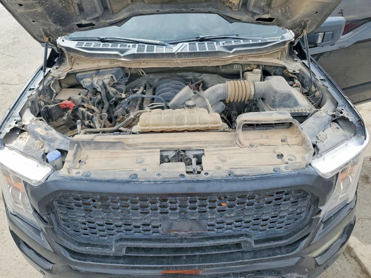 2022 Ford F150 VIN 1FTFW1E57NFA74202 photo 11