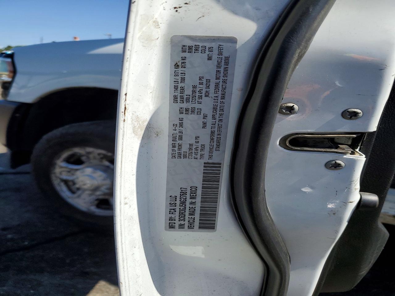 2022 Ram 3500 VIN 3C63R3GJ5NG276817 photo 12