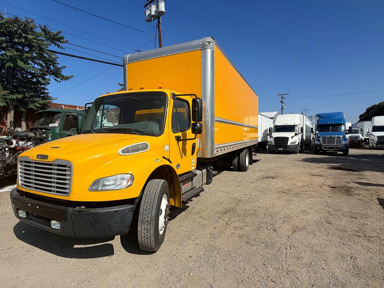 2018 FREIGHTLINER All other VIN 3ALACXFC1JDJH5789 photo 2