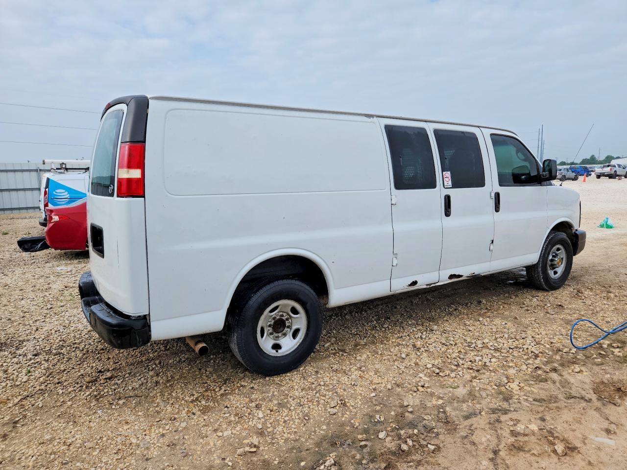 2005 CHEVROLET Express VIN 1GCGG29V951177331 photo 3