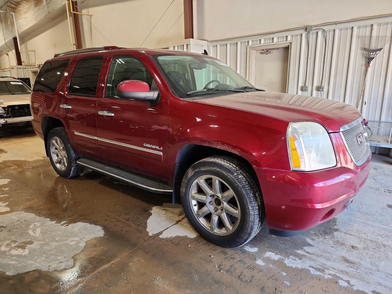 2011 GMC Yukon VIN 1GKS2EEF6BR140599 photo 4