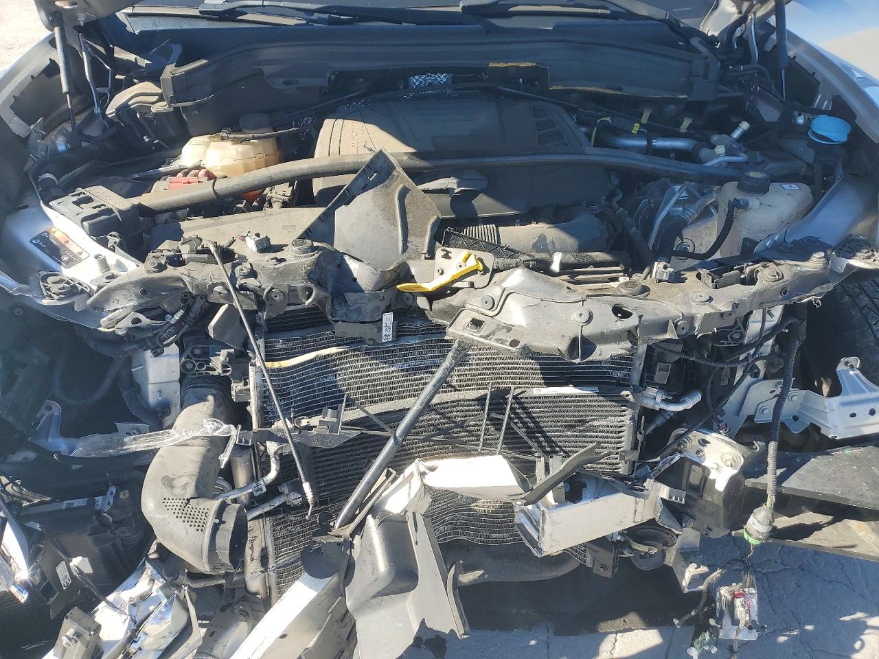 2018 Alfa Stelvio VIN ZASFAKPN6J7B92299 photo 11
