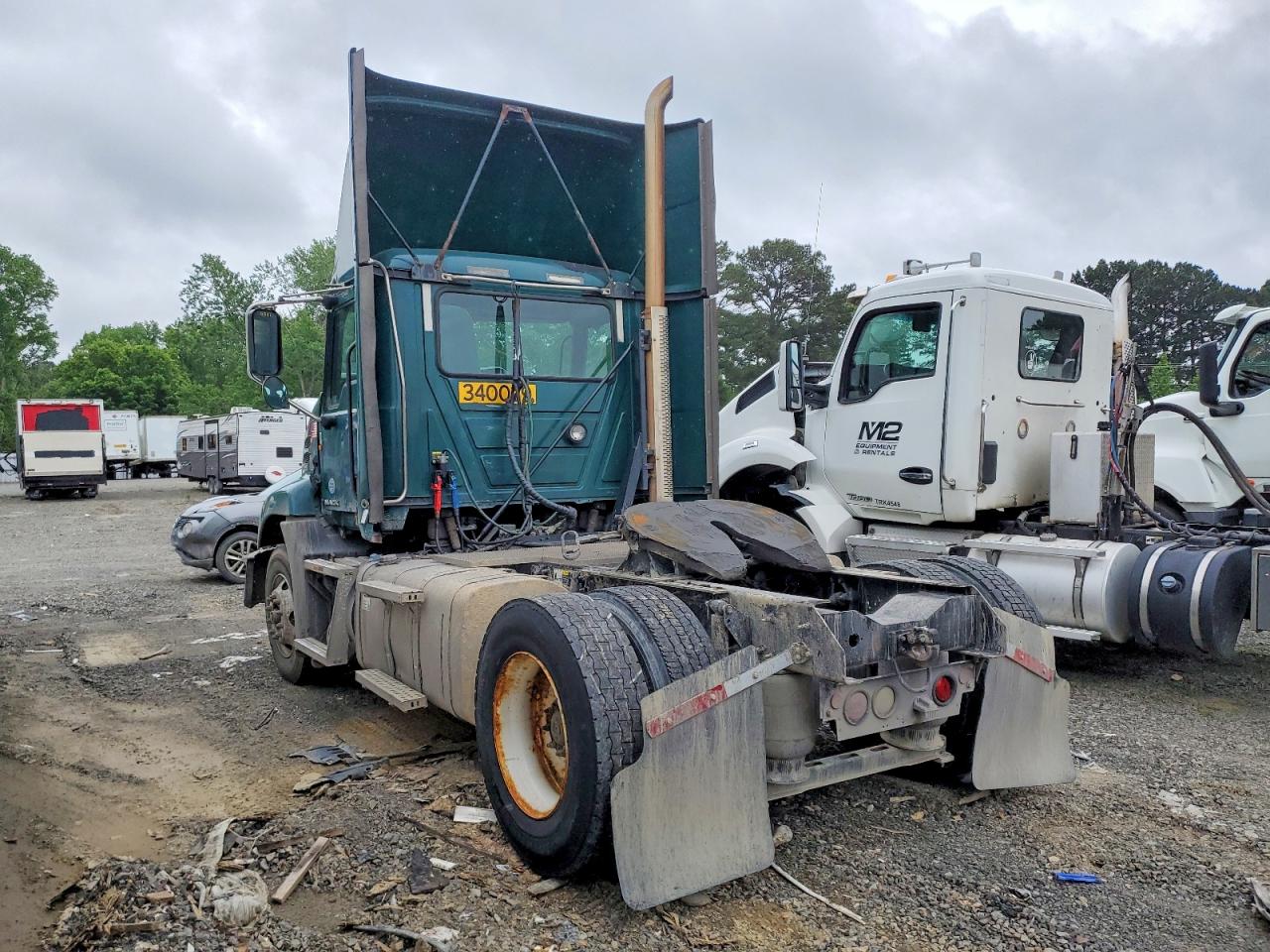 2015 MACK All models VIN 1M1AW01X8FM006953 photo 3