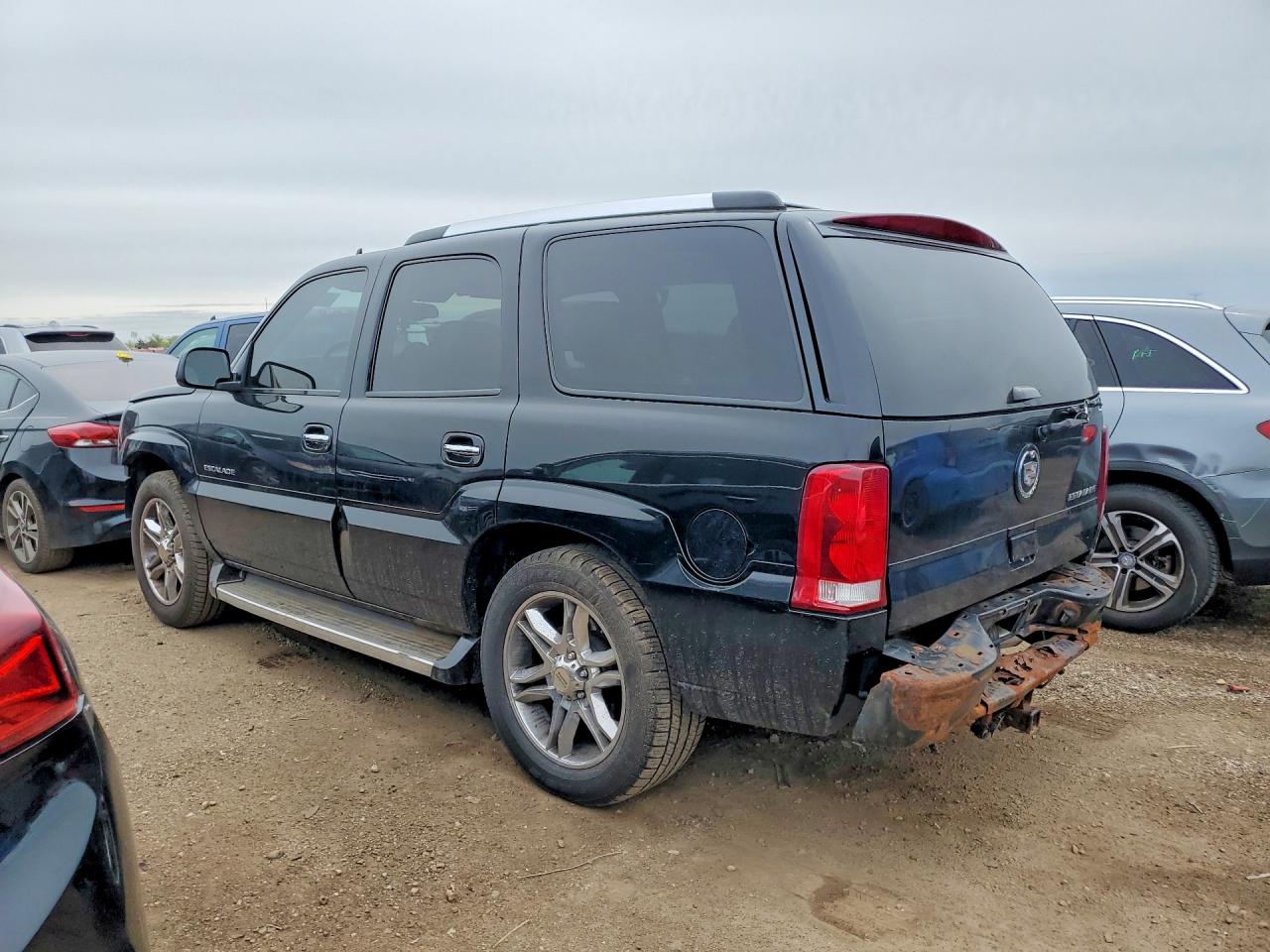 2006 CADI Escalade VIN 1GYEK63N76R114540 photo 2