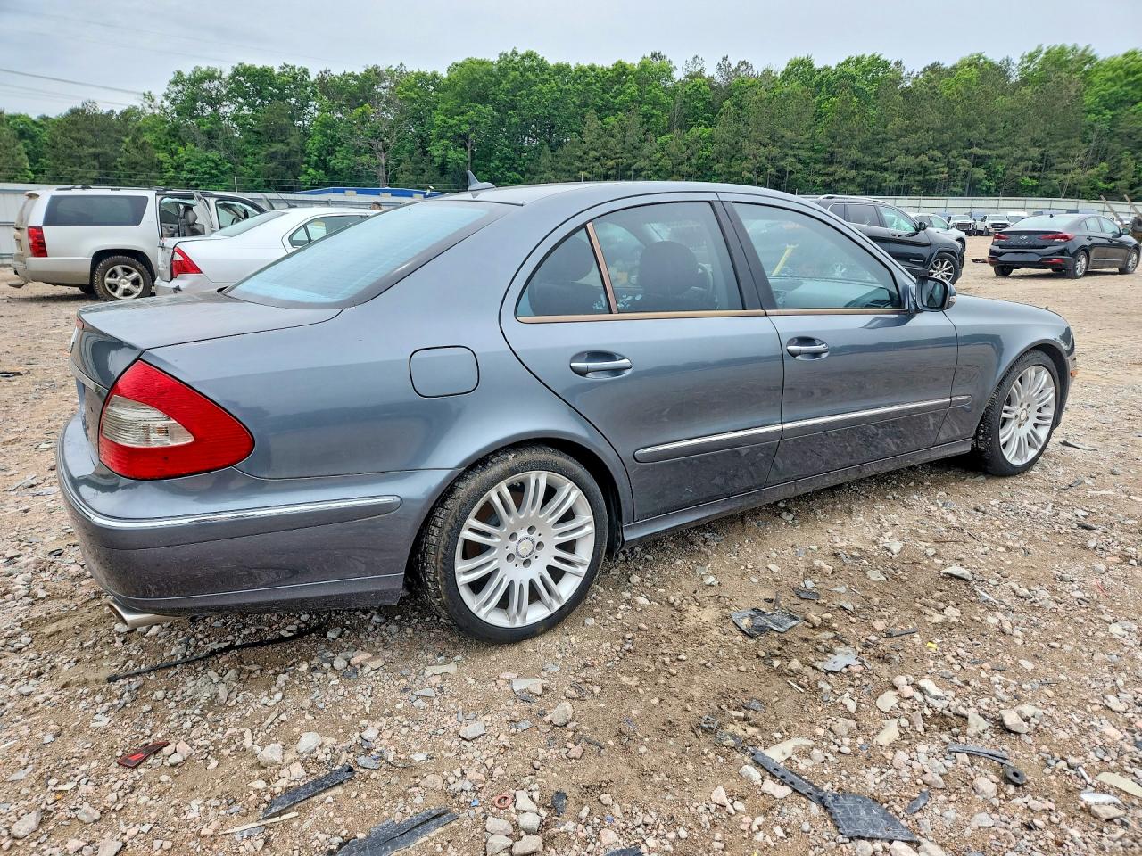 2008 MERZ E-class VIN WDBUF56X68B186420 photo 3