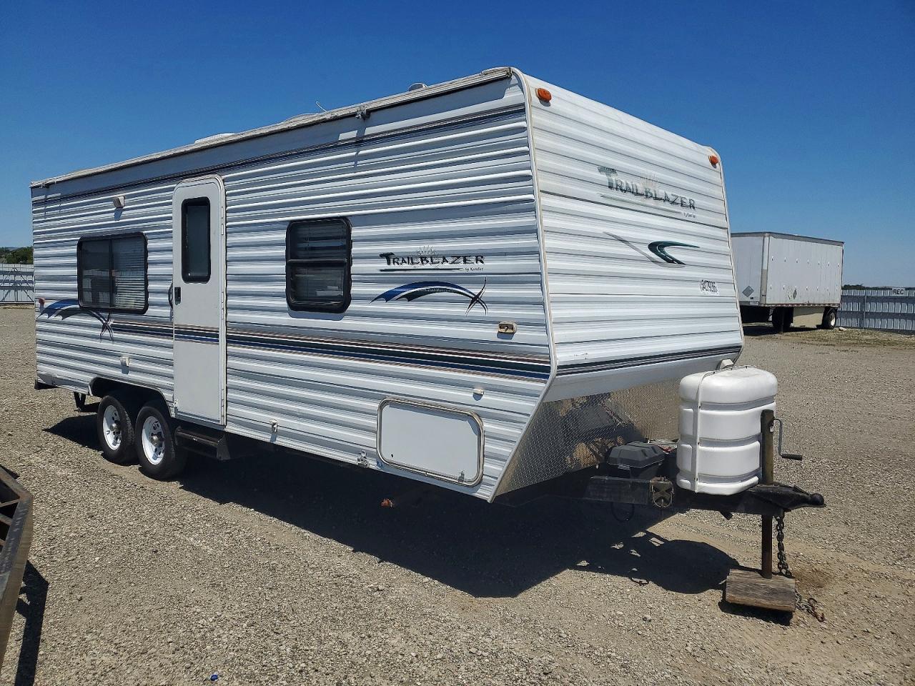 2003 KOMFORT TRAILERS VIN 1K52KBK2X32021355 photo 1