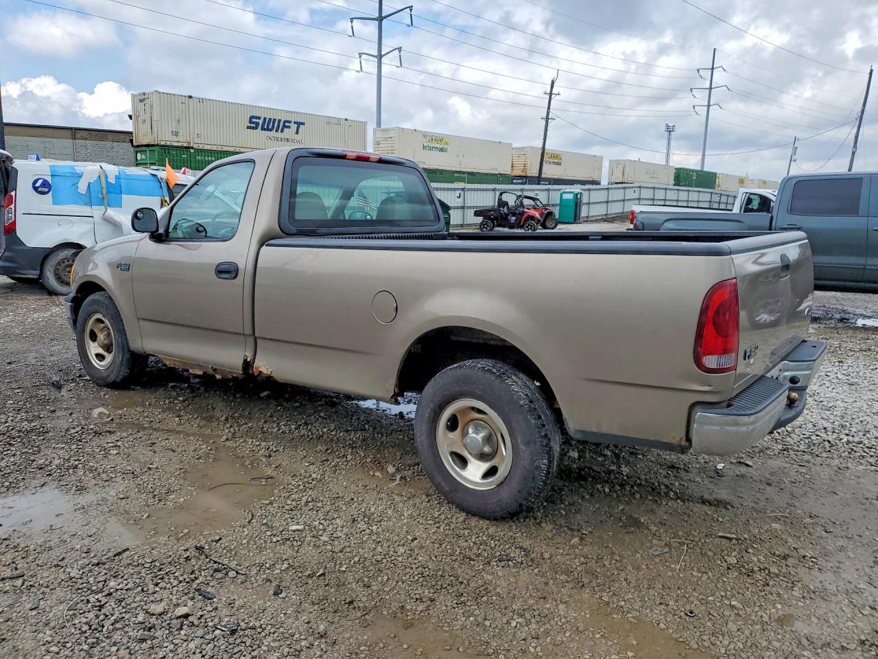 2002 Ford F150 VIN 1FTRF17282NB74407 photo 2