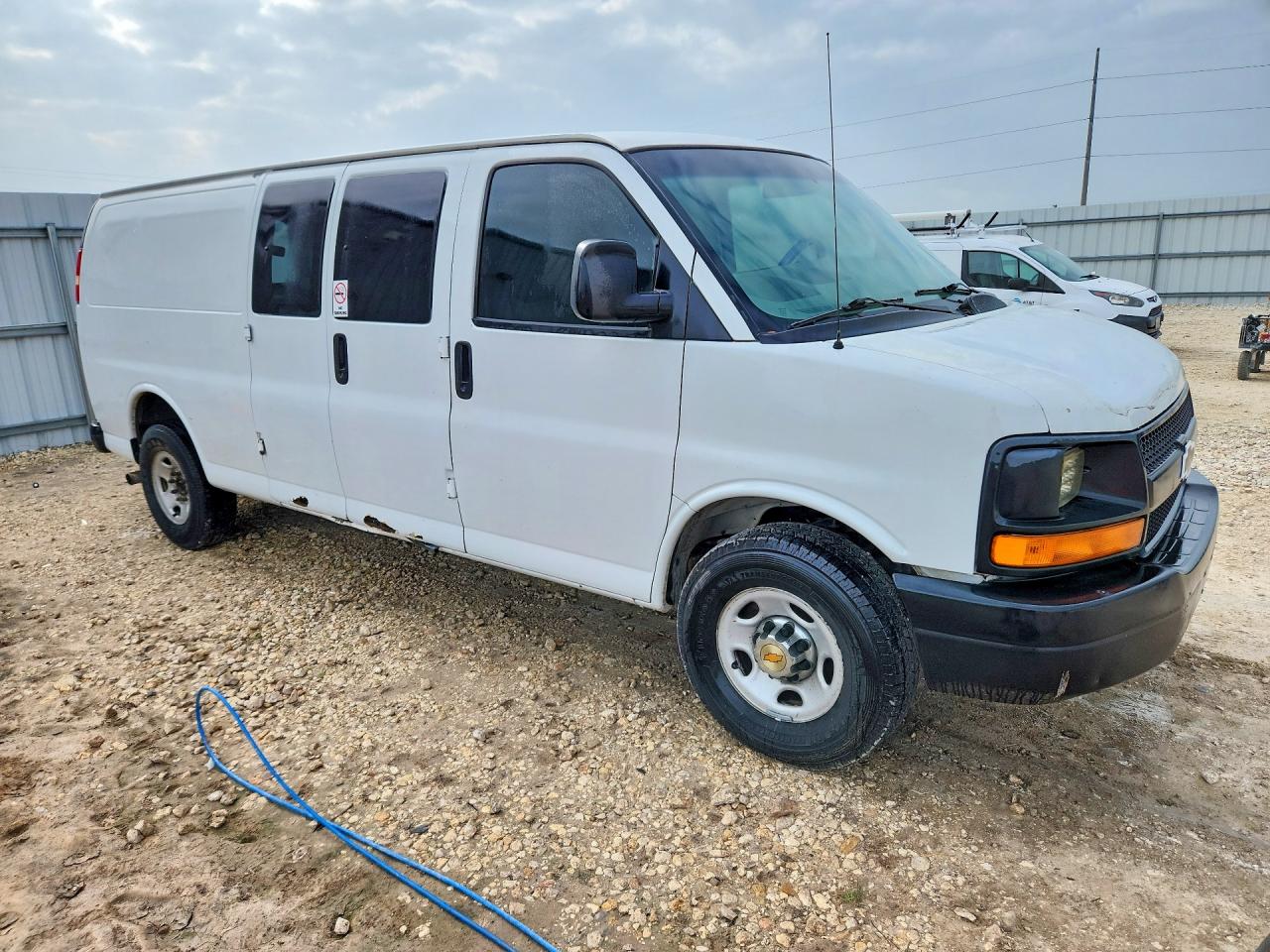 2005 CHEVROLET Express VIN 1GCGG29V951177331 photo 4