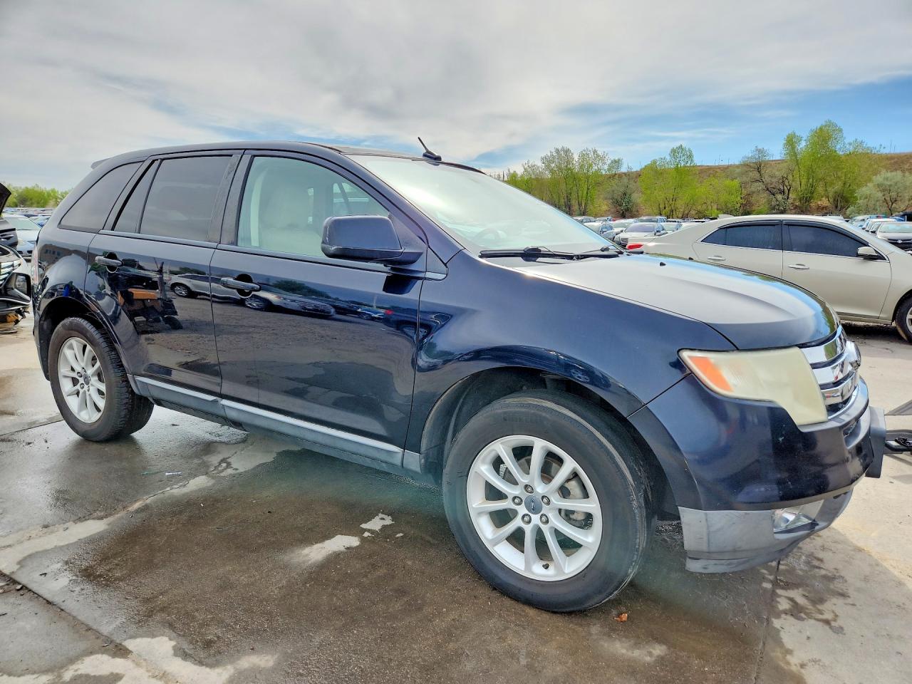 2009 Ford Edge VIN 2FMDK38C69BA61243 photo 4