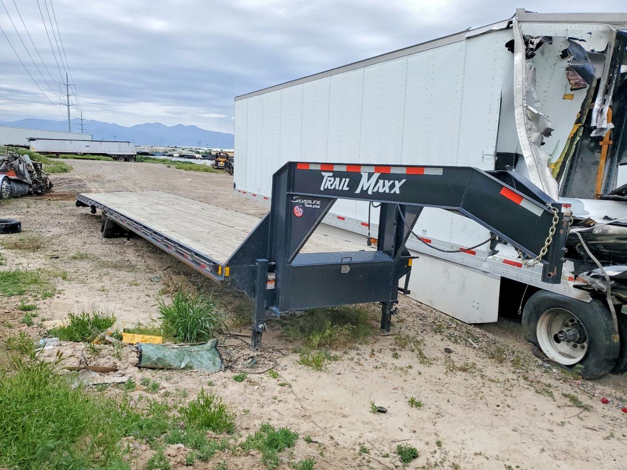 2024 TRAIL MAXX SD27-40 FLATBED TRAILER VIN 7WL3H4027RT000310 photo 1