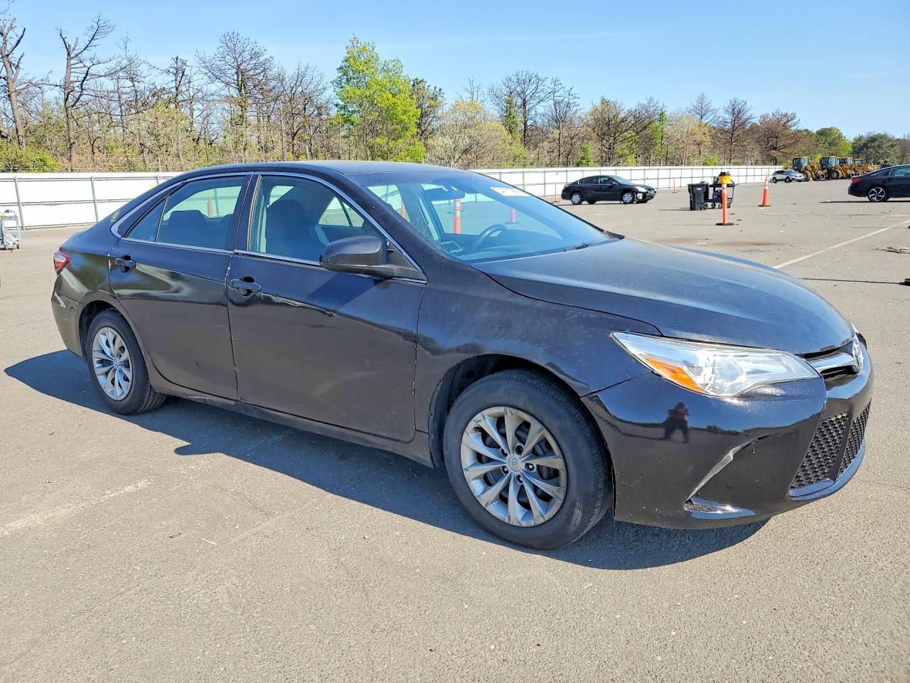 2016 Toyota Camry sola VIN 4T1BD1FK6GU199209 photo 4