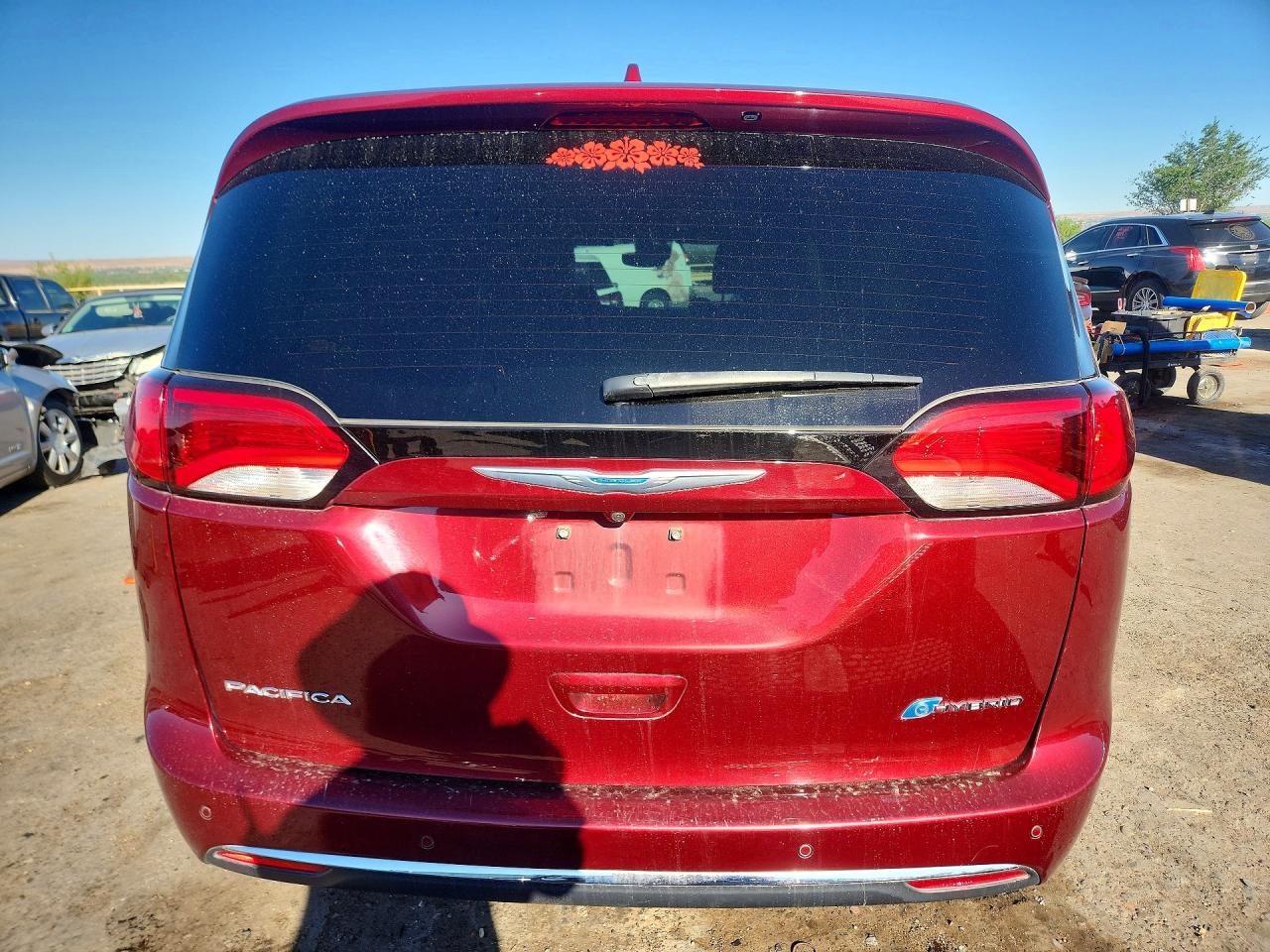 2020 Chrysler Pacifica VIN 2C4RC1N75LR124589 photo 6