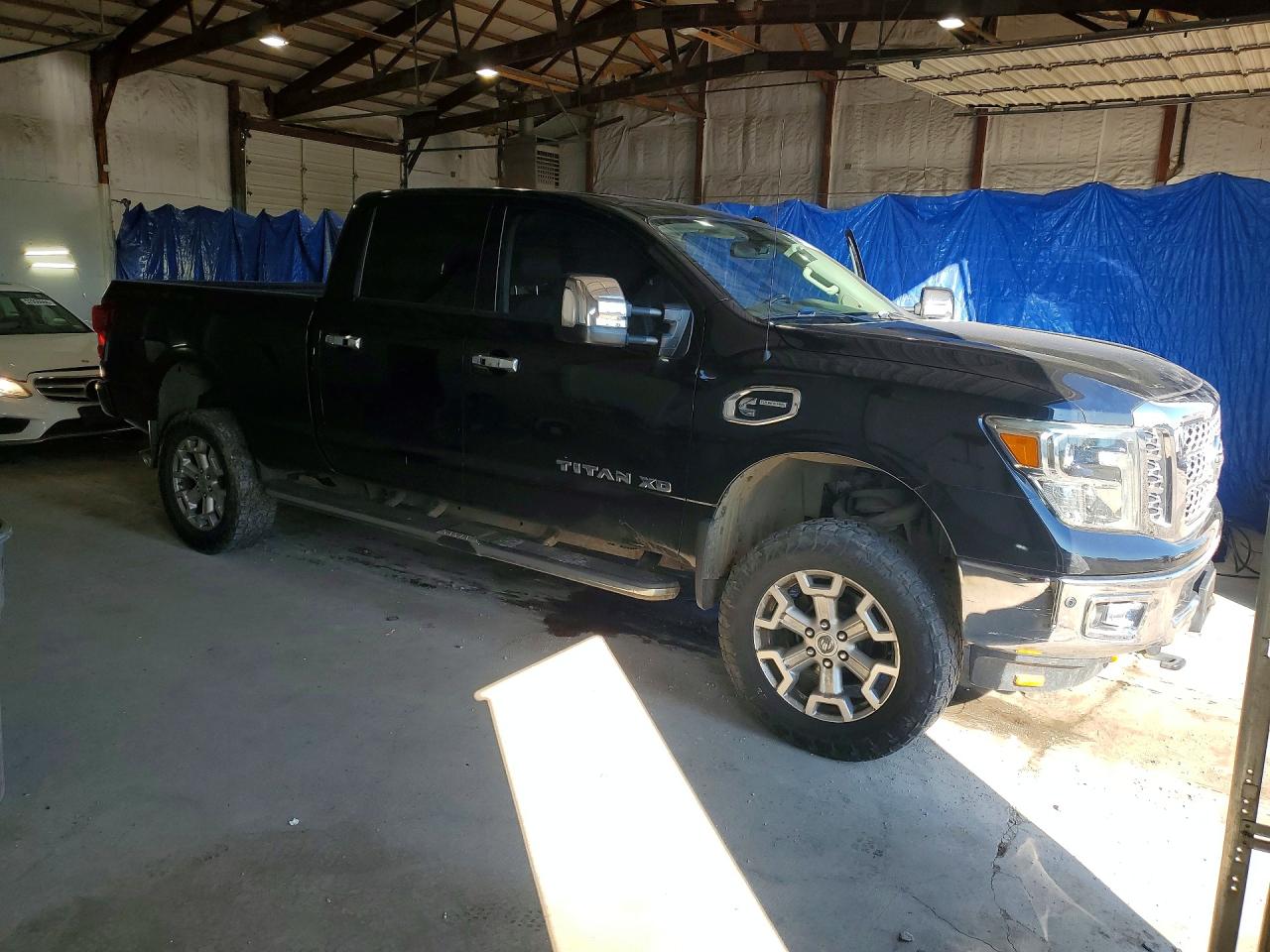 2016 Nissan TITAN VIN 1N6BA1F43GN513887 photo 4