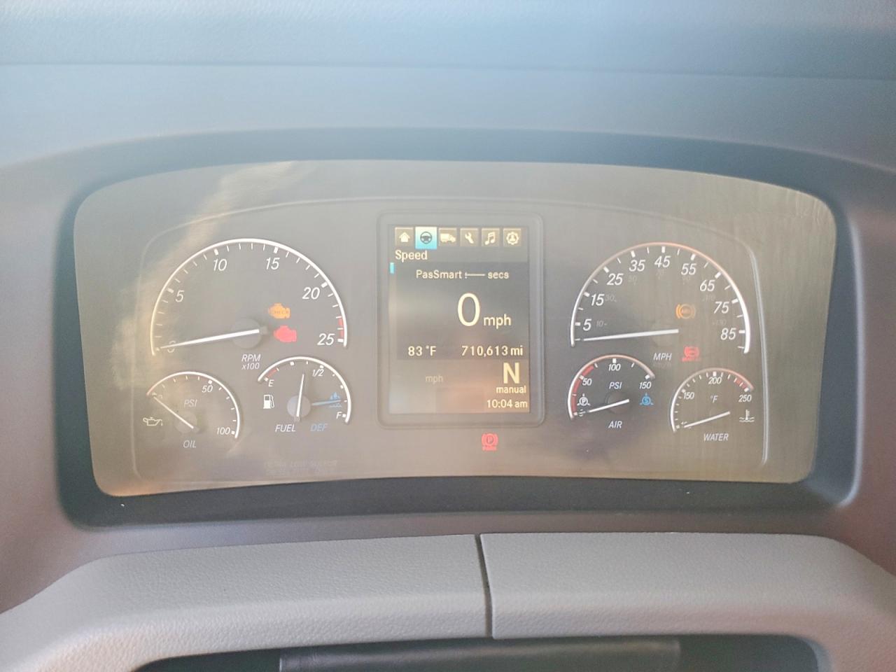 2021 FREIGHTLINER All other VIN 3AKJHHDRXMSMK8471 photo 8