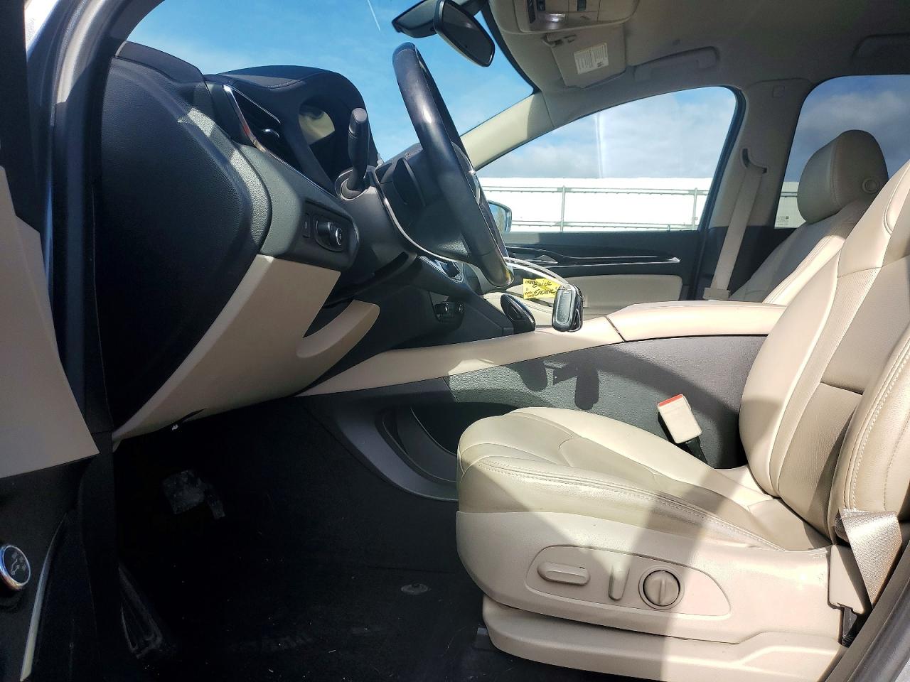 2018 Buick Enclave VIN 5GAEVAKWXJJ180650 photo 7