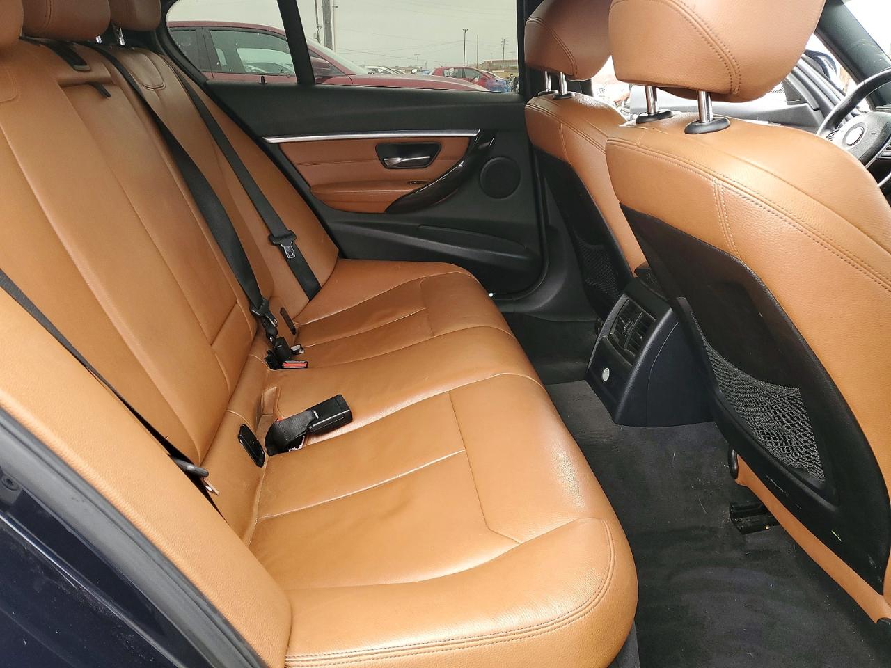 2016 BMW 3 series VIN WBA8E9G51GNT85461 photo 10