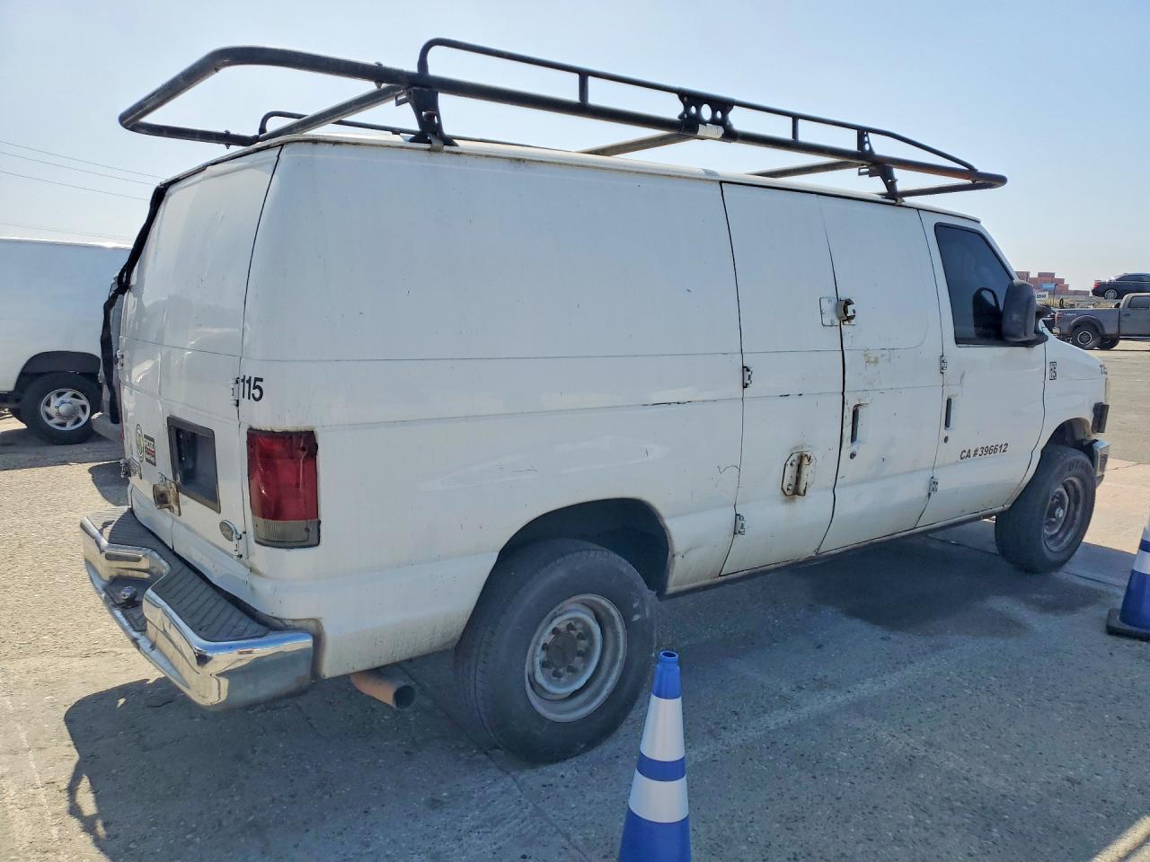2008 Ford Econoline VIN 1FTSE34L78DA22520 photo 3