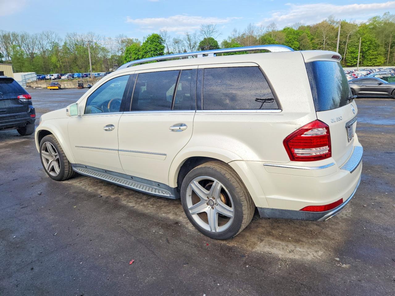 2012 Mercedes-Benz Gl-class VIN 4JGBF8GE0CA774959 photo 2