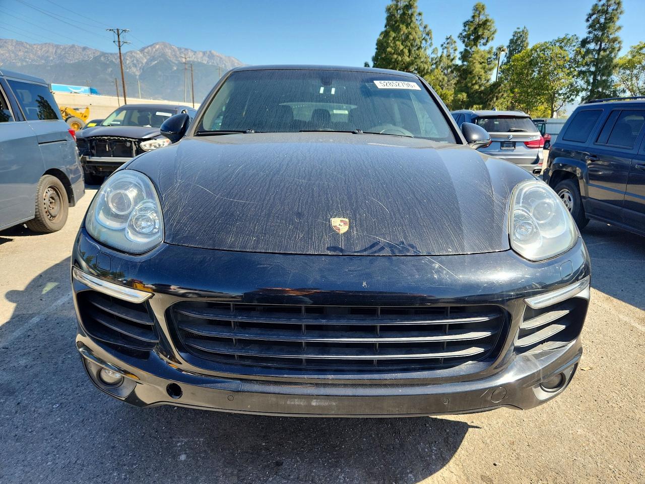 2017 Porsche Cayenne VIN WP1AE2A20HLA75579 photo 5
