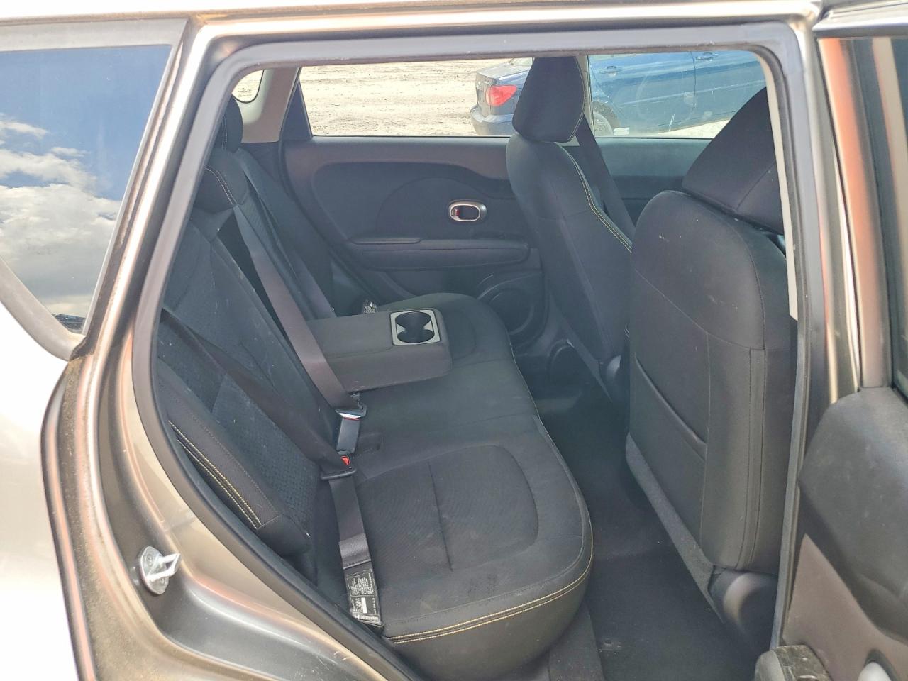 2015 Kia Soul VIN KNDJP3A52F7115890 photo 10