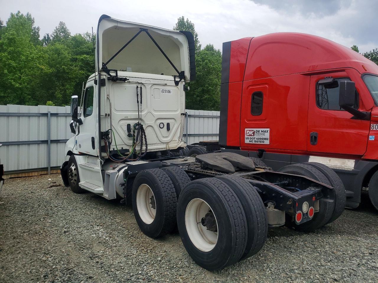 2021 FREIGHTLINER All other VIN 3AKJHLDV3MSMX5485 photo 3