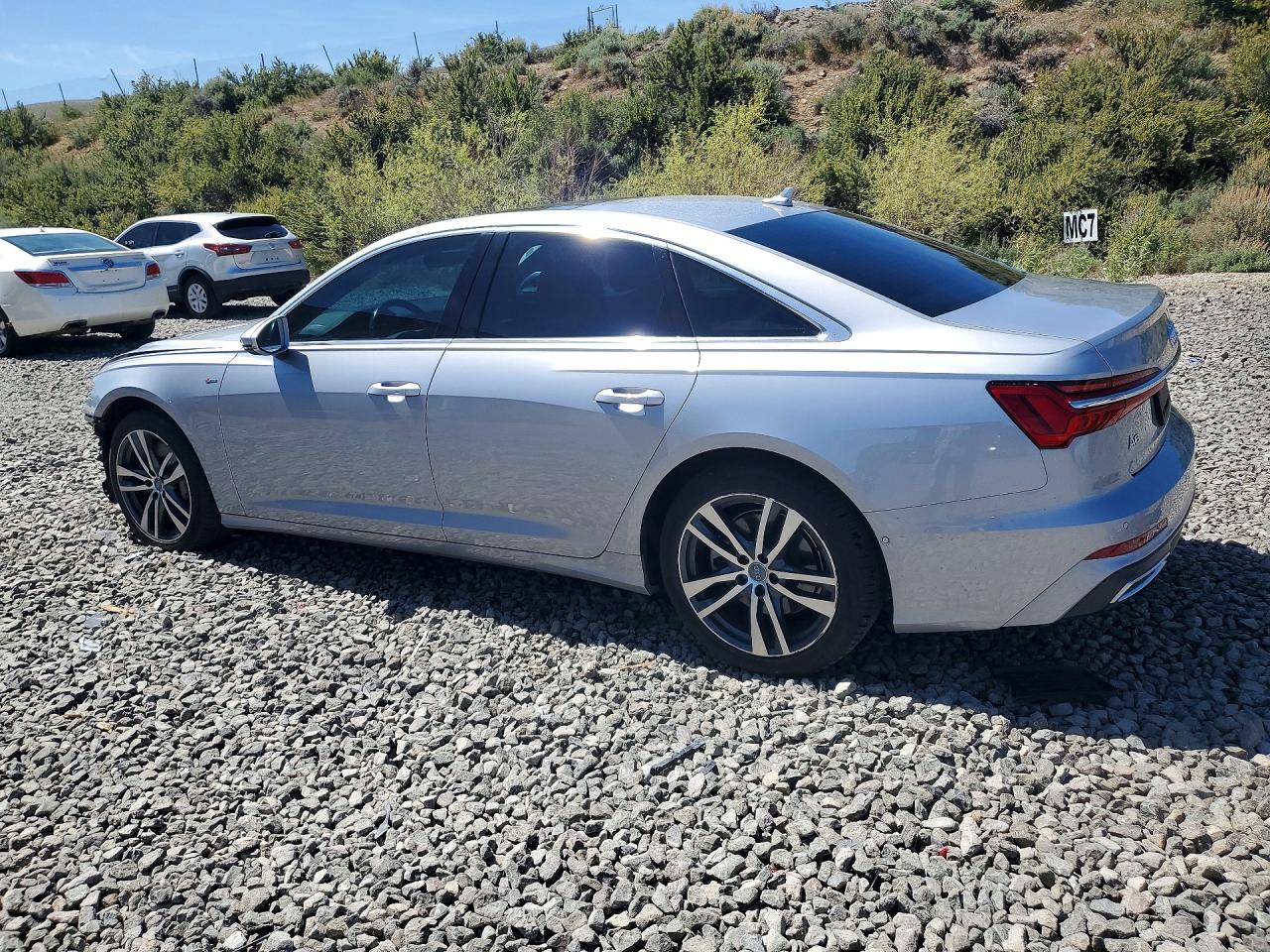 2019 Audi A6 VIN WAUL2AF21KN032867 photo 2